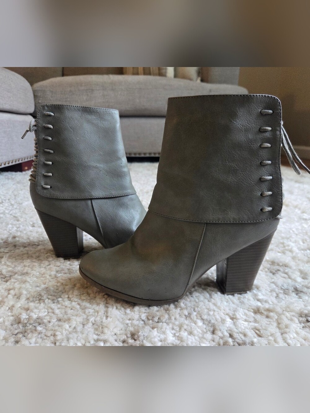 Vintage Juicy Couture Aspen Leather Heeled Bootie Grey - Picture 7 of 8